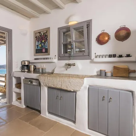 Quality Brand Villas 6br Despotiko On Antiparos Island, A Luxurious Hospitality Experience